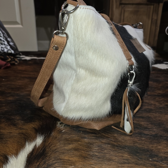 Black and Brown Cowhide DESIGNER Women's Bag - Picture 2 of 6